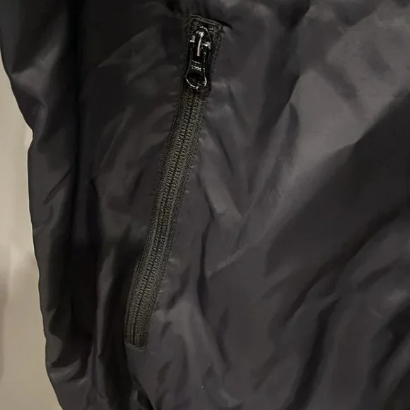 [XL]Carhartt Black Windbreaker with Lining - Picture 4 of 9